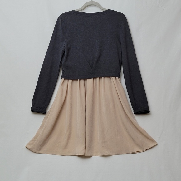 VINTAGE SWEATER DRESS SIZE LARGE - Picture 2 of 2